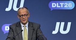 Merz wirbt bei Junger Union für Reformkurs und erteilt Minderheitsregierung Absage