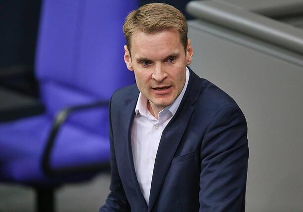 Bild vergr&ouml;&szlig;ern: CDU-Politiker Bury sieht Krawalle in Frankreich als Warnung