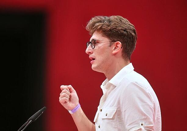 Bild vergr&ouml;&szlig;ern: Jusos-Chef nennt Vergesellschaftungsverbot Schnapsidee