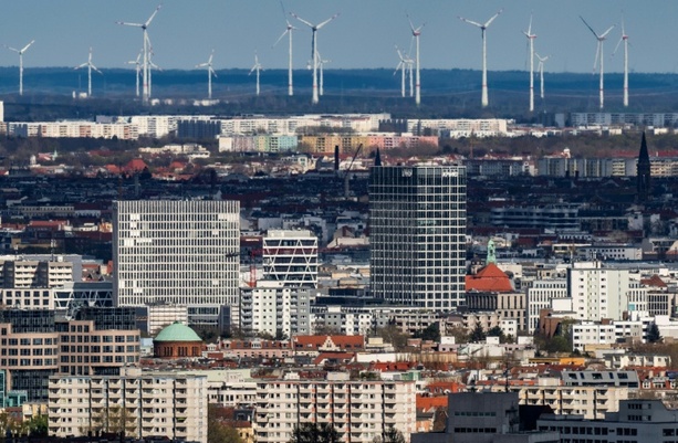 Bild vergr&ouml;&szlig;ern: CDU-Wirtschaftsrat: Bis zu 205.000 Wohnungen statt Vergesellschaftung möglich