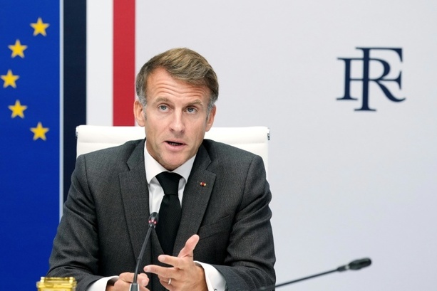 Bild vergr&ouml;&szlig;ern: Frankreich: Macron wirft ultralinken Gruppen Umsturzversuch vor - Verteidigungsrat soll tagen