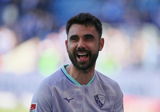 Bild vergr&ouml;&szlig;ern: 2. Bundesliga: Bochum und Wolfsburg trennen sich unentschieden