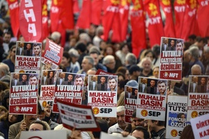 Tausende in der Türkei demonstrieren gegen Einschränkung der Pressefreiheit