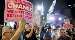 Demonstration gegen Netanjahu in Tel Aviv drei Tage vor Parlamentswahl