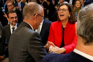 Steinmeier-Nachfolge: Merz lässt Personalie offen - CSU-Chef wirbt für Aigner