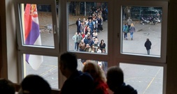 Massive Beteiligung bei Schicksalswahl in Serbien