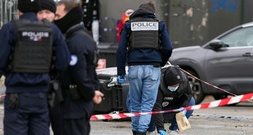 Tödlicher Schusswaffenangriff bei Paris: Verdächtiger bestreitet rassistisches Motiv