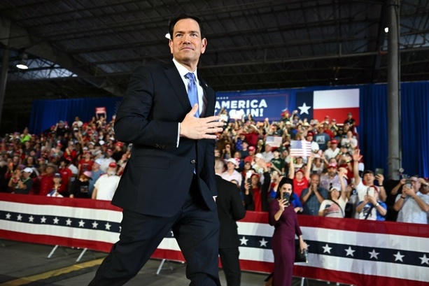 Bild vergr&ouml;&szlig;ern: Kurz vor Midterms: Rubio begleitet Trump bei Wahlkampfauftritt in Texas