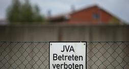 Gefängnismitarbeiter in NRW nach Verkauf von Handys an Häftlinge in Untersuchungshaft