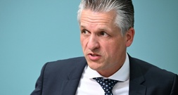 Steinmeier-Nachfolge: Unions-Fraktionschef Frei sieht keinen 