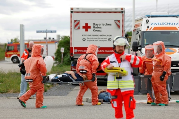 Bild vergr&ouml;&szlig;ern: Rotes Kreuz eröffnet größtes Bevölkerungsschutzzentrum Deutschlands