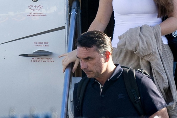 Bild vergr&ouml;&szlig;ern: Airline: Bei Bolsonaro-Flucht verwendetes Flugzeug wurde aus den USA bezahlt