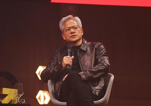Bild vergr&ouml;&szlig;ern: Nvidia-Chef weist Kritik an Investitionen in Kunden zurück