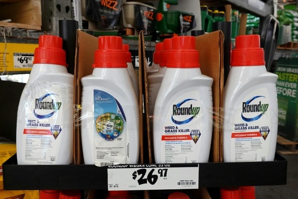 Bild vergr&ouml;&szlig;ern: Streit um Pestizid Glyphosat: Bayer siegt erneut vor US-Gericht